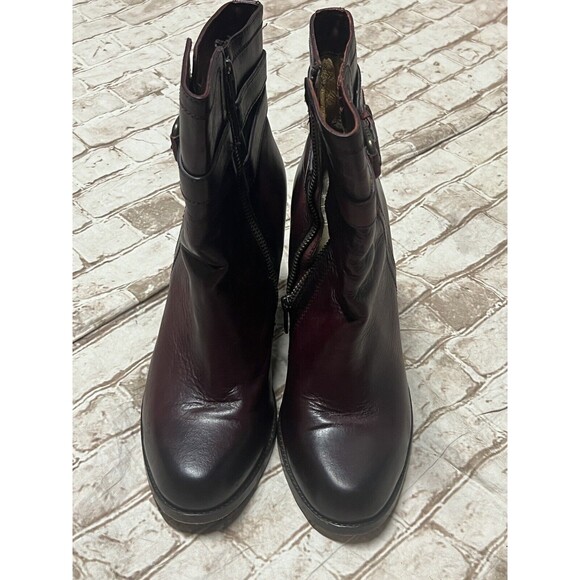 FRYE Jenny Shield Short Leather Heeled Moto Boots 9.5 Red FLAW - Picture 1 of 10
